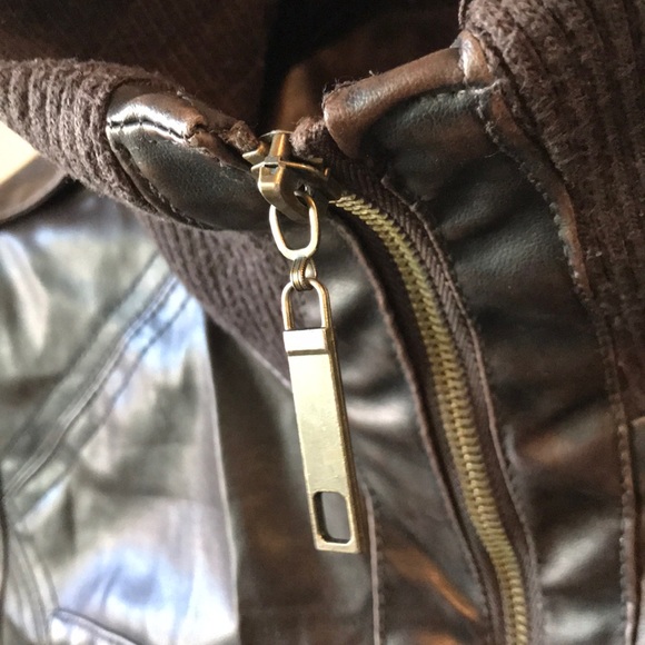 Bomber Jacket - Picture 3 of 6